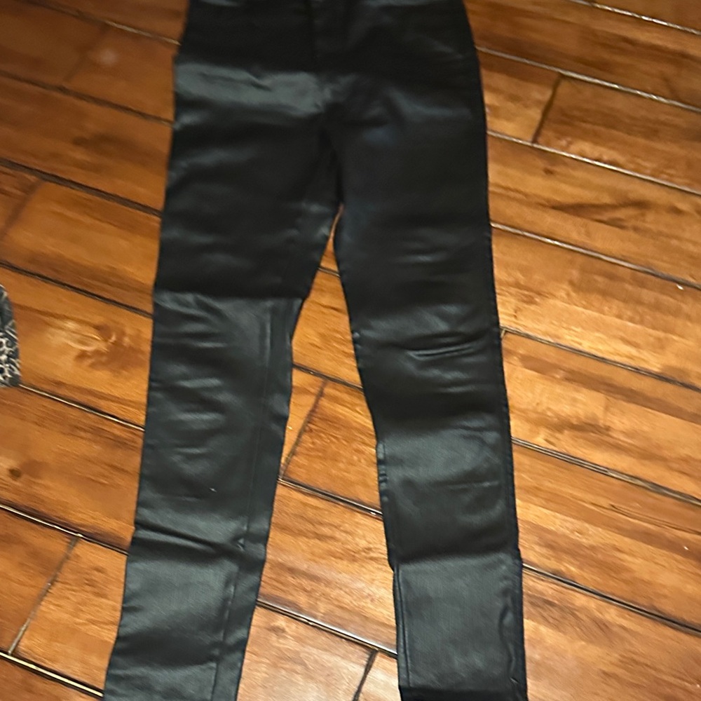Elegant Black Skinny Jeans for Women